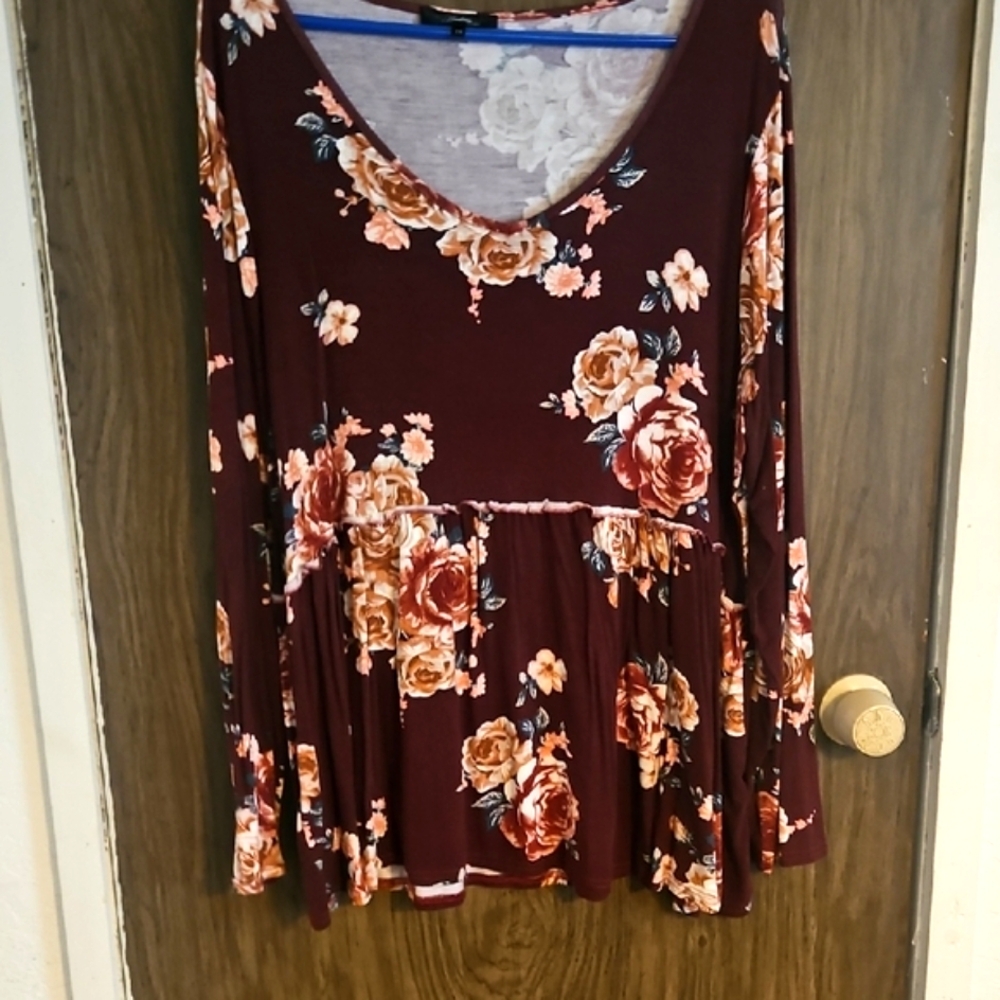 EUC Anthro Andree Top - Picture 1 of 6